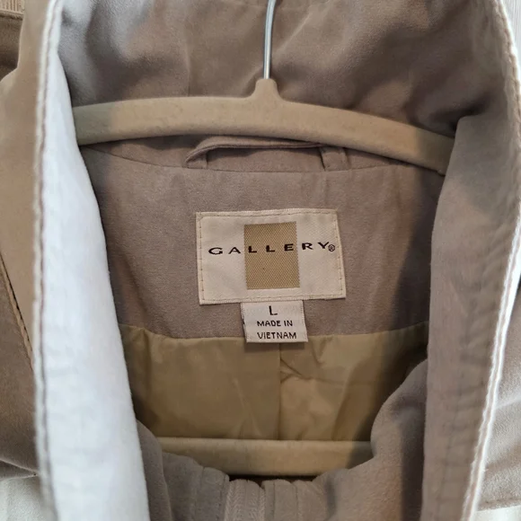 Gallery Light Tan Hooded Jacket - Picture 5 of 6